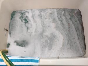 循環口から茶色い汚れが出てくる・・・バランス釜配管洗浄　　　杉並区