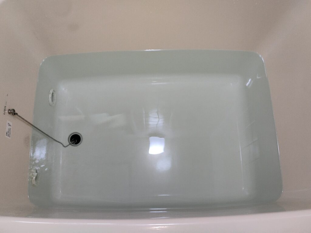 循環口から茶色い汚れが出てくる・・・バランス釜配管洗浄　　　杉並区