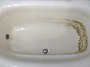 湯張りをするとホコリっぽい汚れ出てくる「追い焚き配管洗浄」・・・・・西東京市