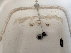 湯張りで汚れが出てくる　「追い焚き配管洗浄 ＋ ジェットバス配管洗浄」・・・・・西東京市