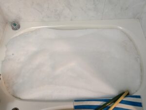 黒いカスのような汚れの改善依頼　ジェットバス配管洗浄 (TOTO㈱ブローバス)・・・・・渋谷区